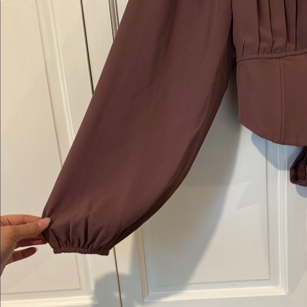Blu Pepper Mauve Pleated Long Sleeve Blouse, Size Medium - Picture 2 of 5